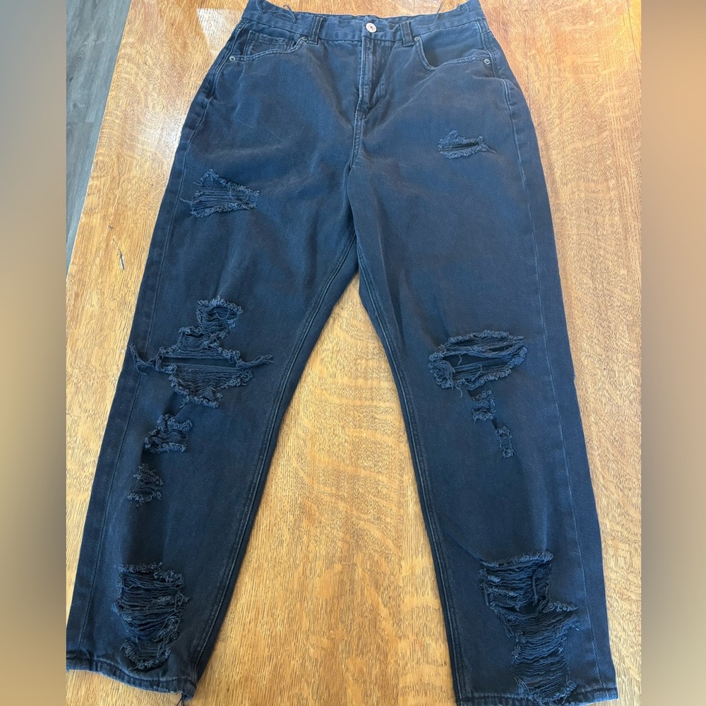 American Eagle Outfitters Black Distressed Boyfriend Jeans